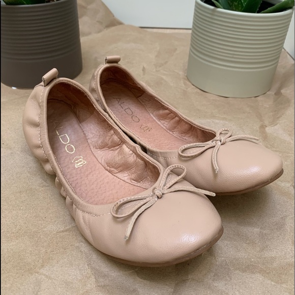 Aldo Genuine Leather Flats - Picture 3 of 4